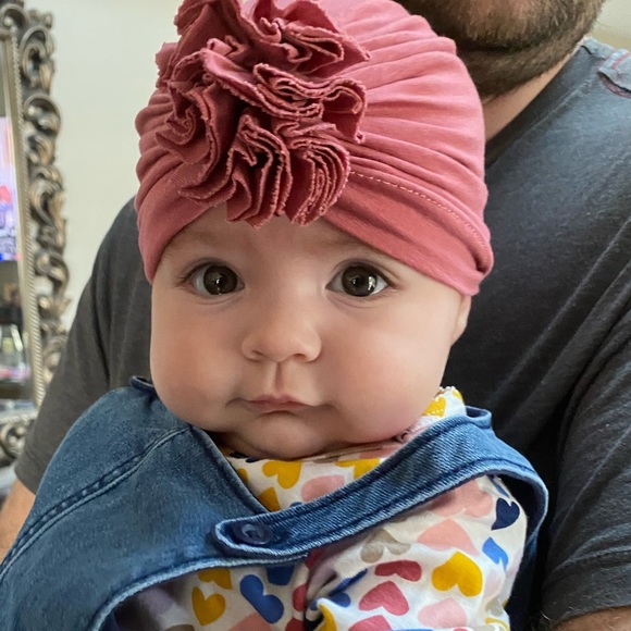 25% off 2 or more bundles — Welcome to my closet! - Picture 4 of 8